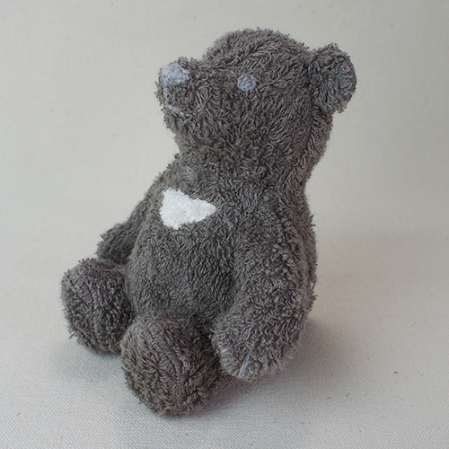 オーガニックコットン草木染めツキノワグマぬいぐるみミニサイズ完成品